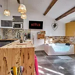 Apartment Place Carnot - Equipe Avec Jacuzzi Proche Toutes Commodites