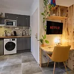 Apartment Place Carnot - Equipe Avec Jacuzzi Proche Toutes Commodites