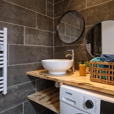 Appartement Place Carnot - Equipe Avec Jacuzzi Proche Toutes Commodites *