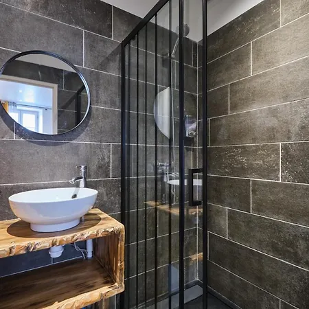Appartement Place Carnot - Equipe Avec Jacuzzi Proche Toutes Commodites