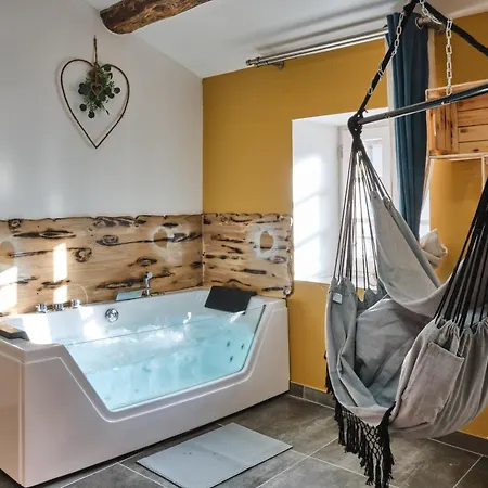Apartment Place Carnot - Equipe Avec Jacuzzi Proche Toutes Commodites