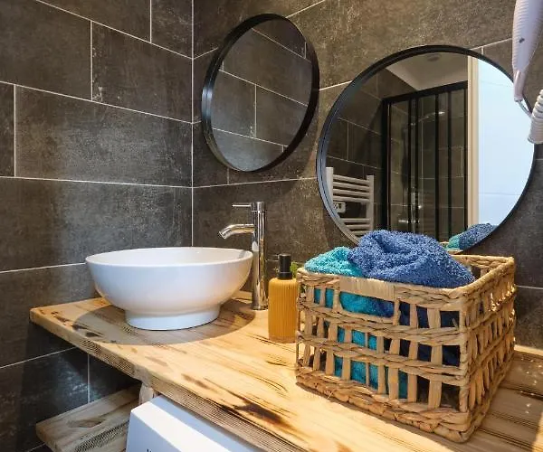 Apartament Place Carnot - Equipe Avec Jacuzzi Proche Toutes Commodites