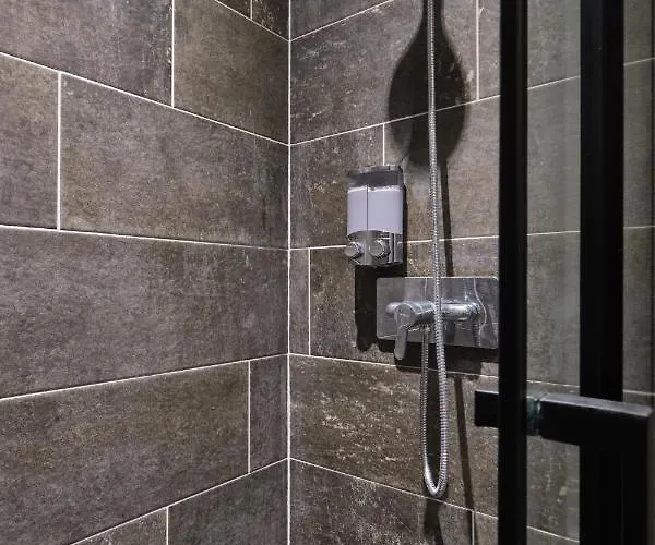 Apartament Place Carnot - Equipe Avec Jacuzzi Proche Toutes Commodites