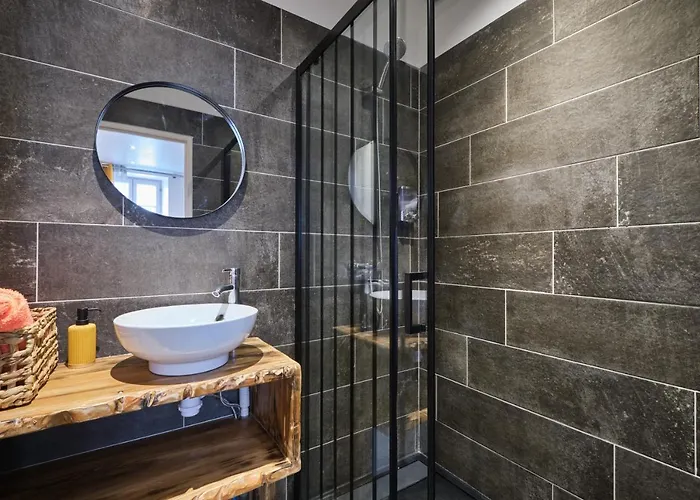 Apartament Place Carnot - Equipe Avec Jacuzzi Proche Toutes Commodites