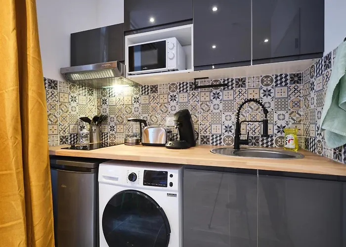 Apartament Place Carnot - Equipe Avec Jacuzzi Proche Toutes Commodites