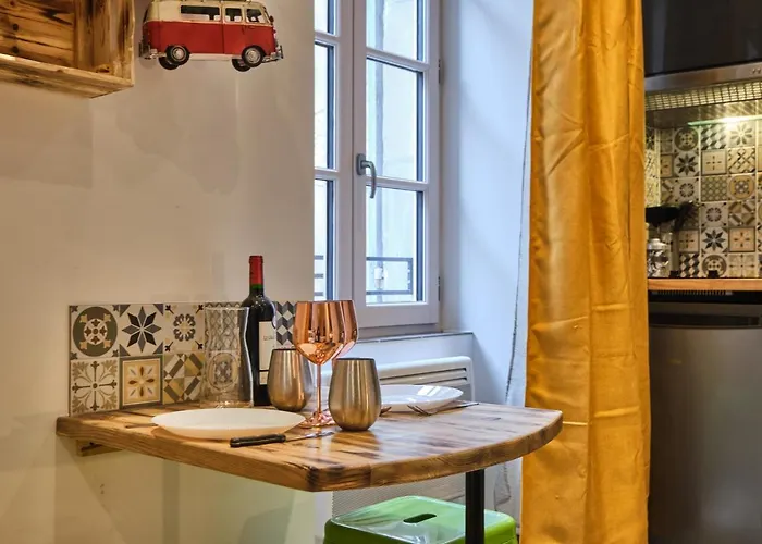 Apartament Place Carnot - Equipe Avec Jacuzzi Proche Toutes Commodites *