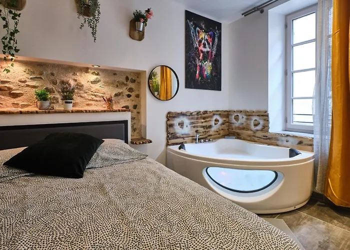 Place Carnot - Equipe Avec Jacuzzi Proche Toutes Commodites Carcassonne