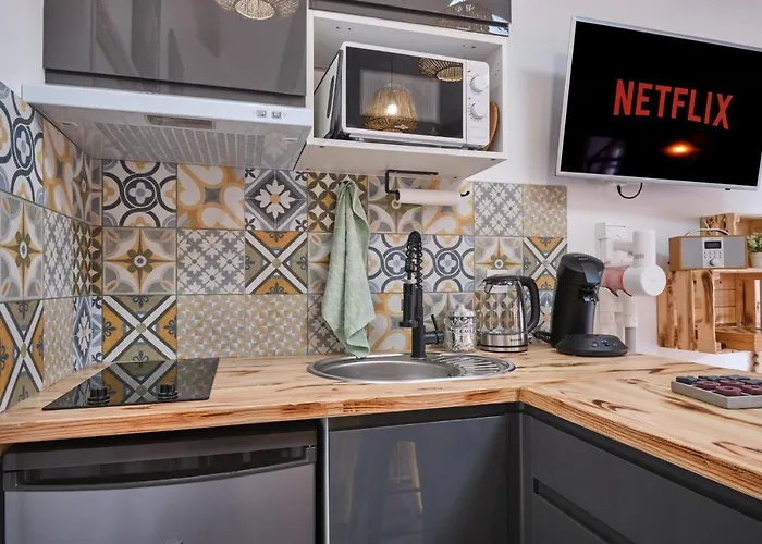 Place Carnot - Equipe Avec Jacuzzi Proche Toutes Commodites Apartament *