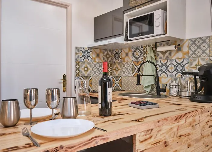 Place Carnot - Equipe Avec Jacuzzi Proche Toutes Commodites Apartament Carcassonne